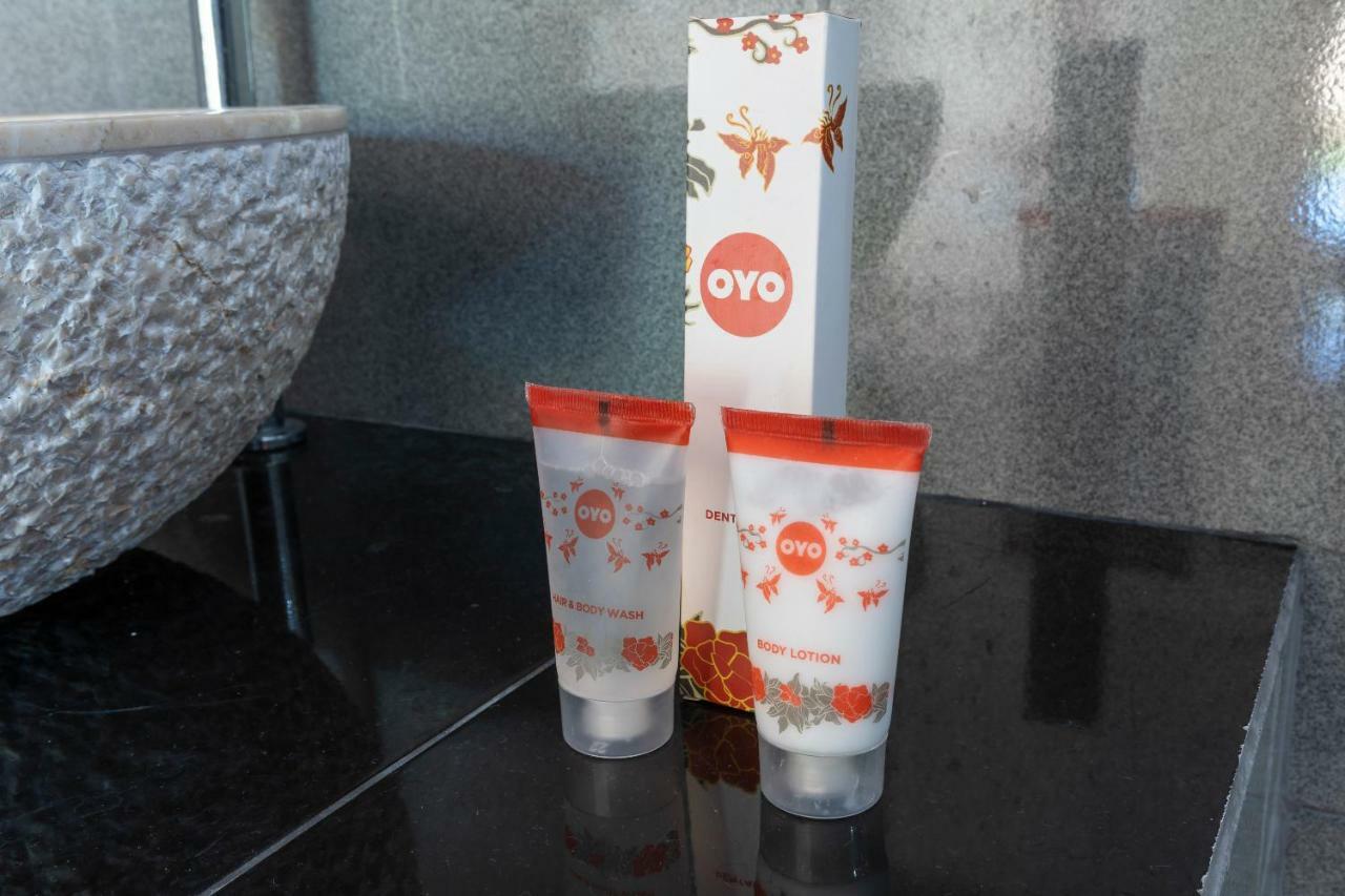 Oyo 912 Pondok Garden Bali Guesthouse Nusa Dua  Eksteriør billede